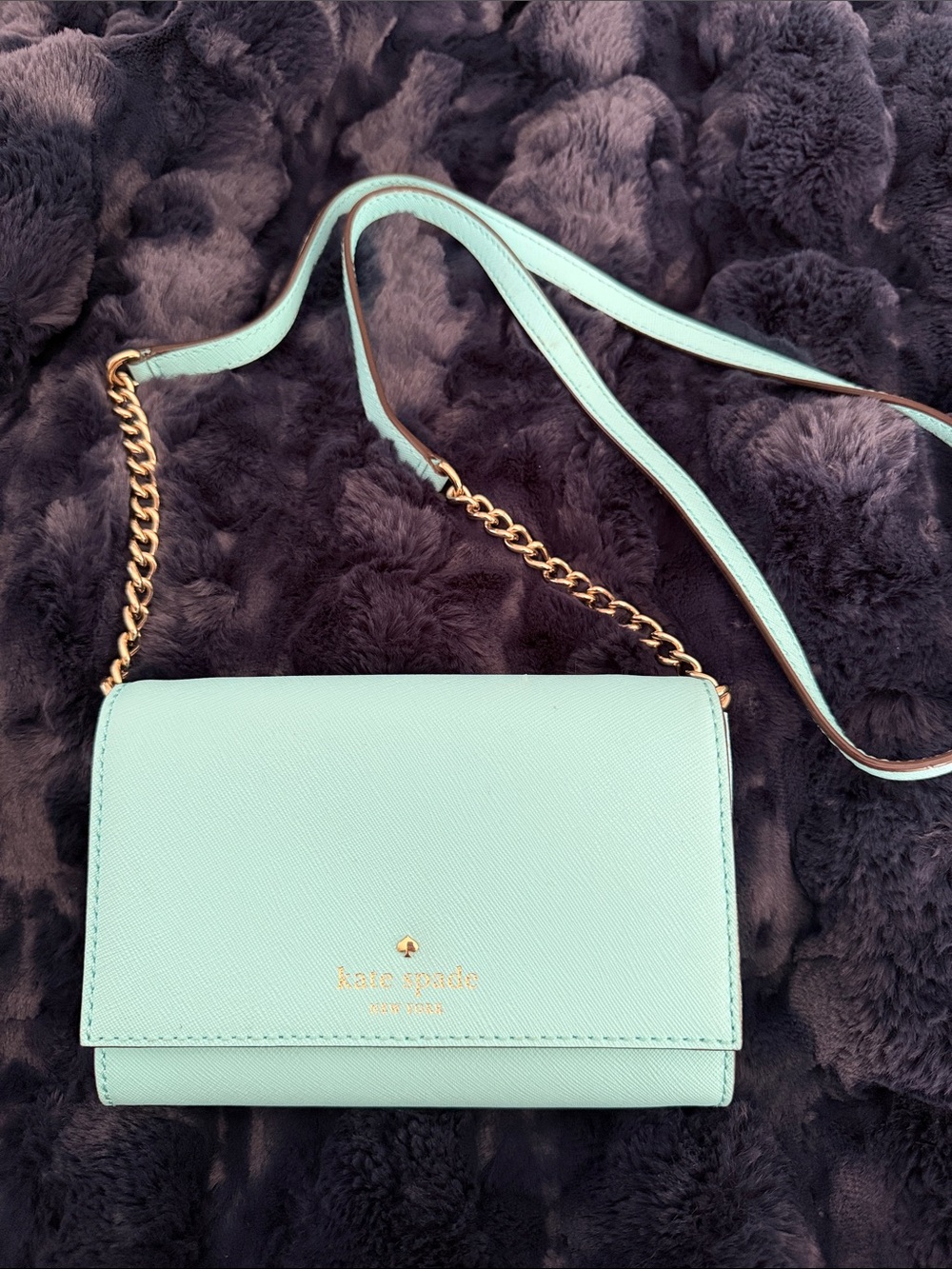 kate spade baby blue Crossbody Chain bag! In excellent condition